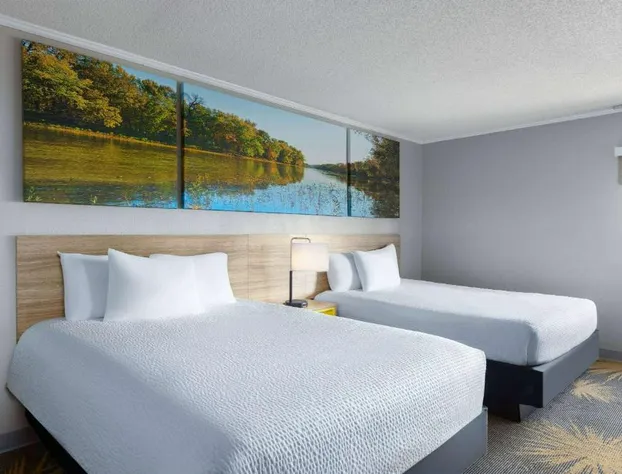 Days Inn & Suites by Wyndham Kansas City South hotel detail image 4