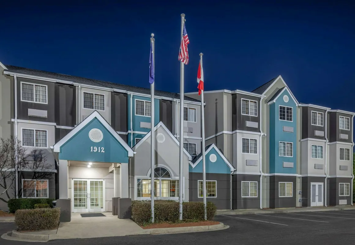 Microtel Inn & Suites by Wyndham Florence hotel hero