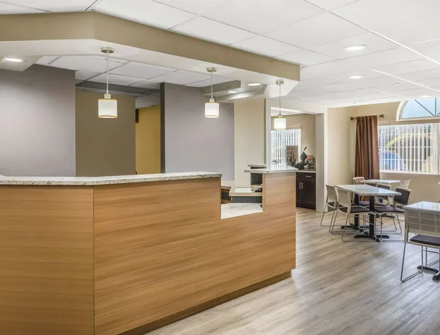 Microtel Inn & Suites by Wyndham Florence hotel detail image 2