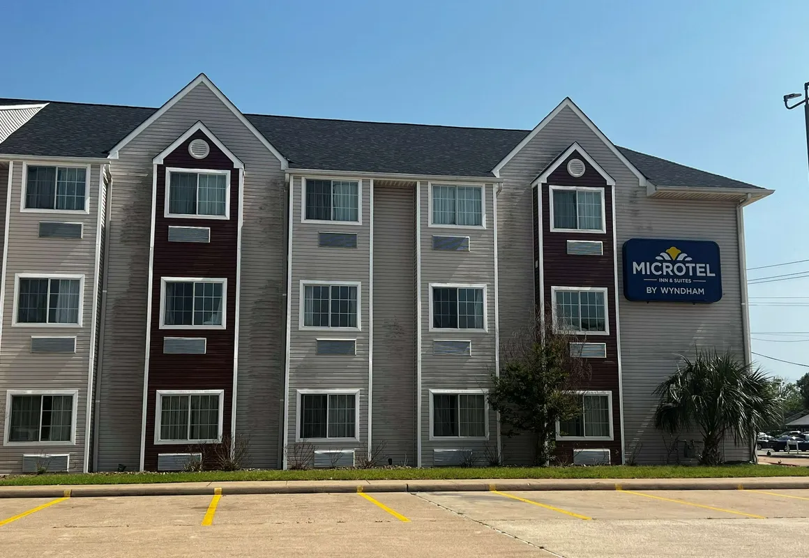Microtel Inn & Suites by Wyndham Houston hotel hero