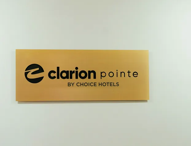 Clarion Pointe-Dillard near Blue Ridge Mountains hotel detail image 4