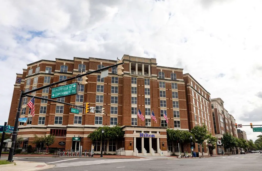 Hilton Alexandria Old Town hotel hero