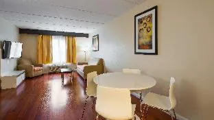 Sonesta Essential Orlando Airport hotel detail image 2