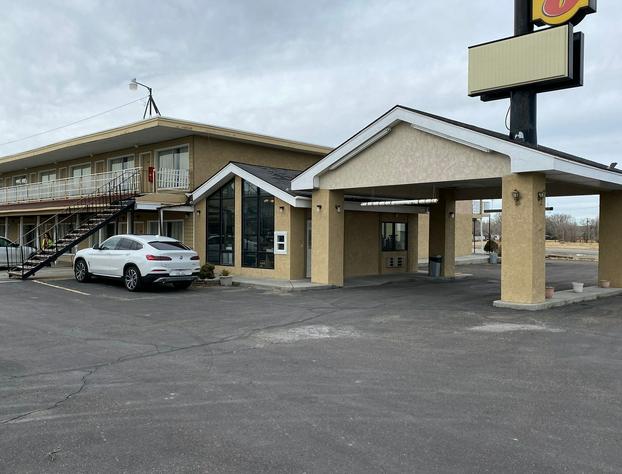 Super 8 by Wyndham Wells hotel detail image 1