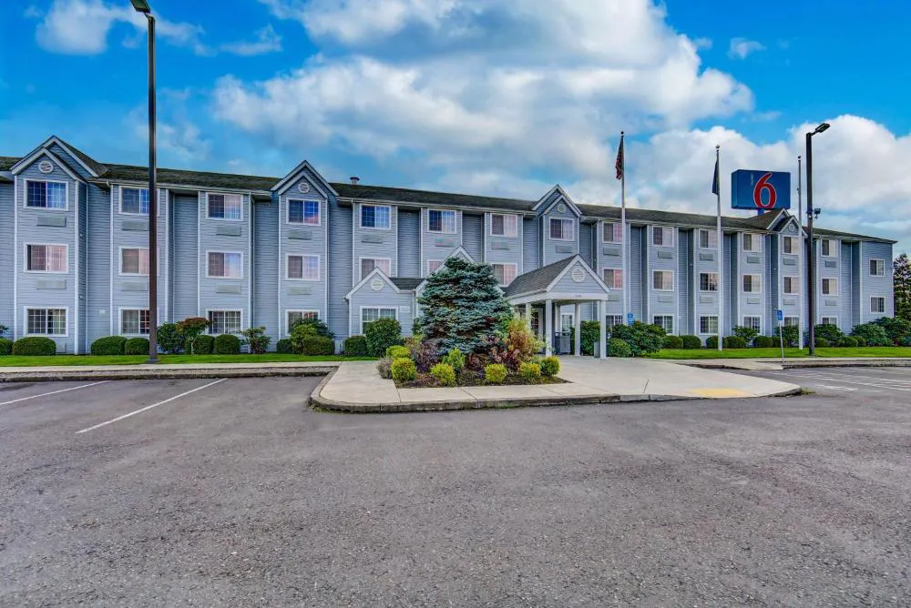 Motel 6 Sutherlin, OR hotel hero