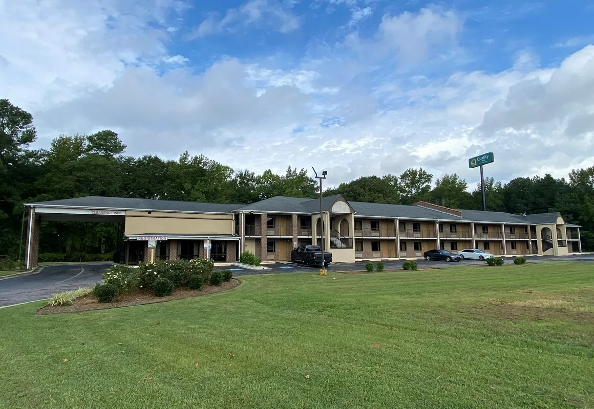 Quality Inn Kenly I-95 hotel hero