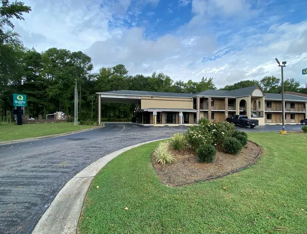 Quality Inn Kenly I-95 hotel detail image 2