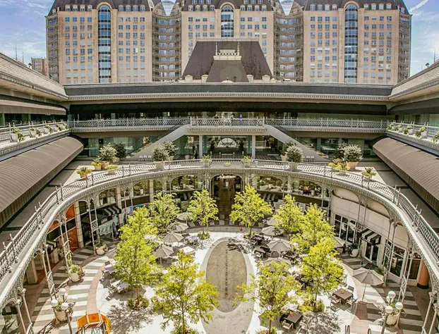 Hotel Crescent Court hotel detail image 2