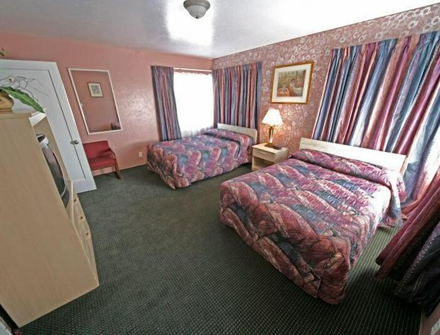 Rainbow Lodge and Inn hotel detail image 4
