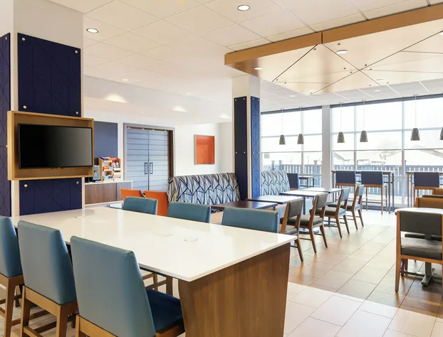 Holiday Inn Express Baltimore - BWI Airport NE by IHG hotel detail image 2