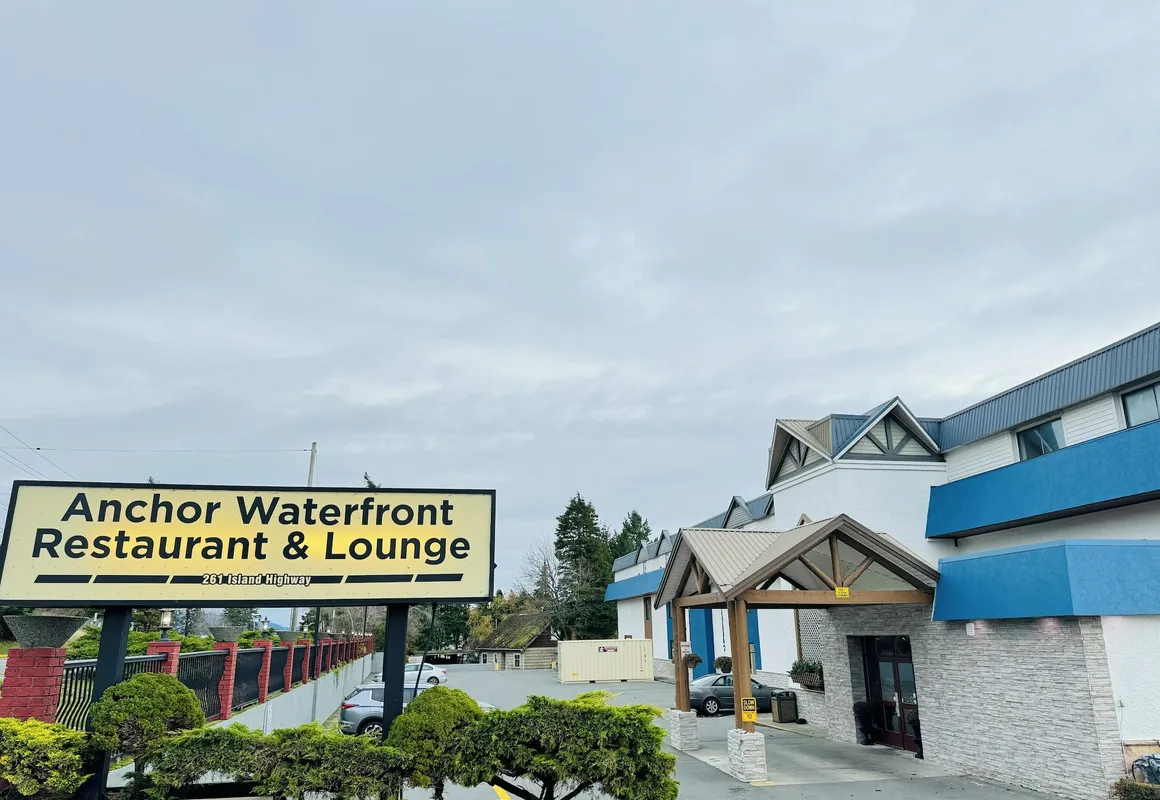 Anchor Inn And Suites hotel hero