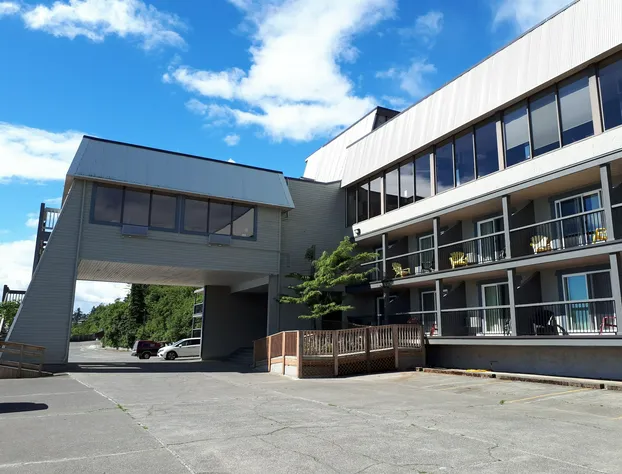 Anchor Inn And Suites hotel detail image 4