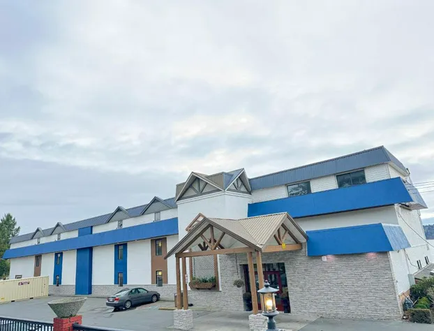 Anchor Inn And Suites hotel detail image 1