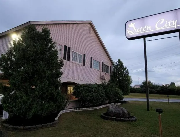 Queen City Inn hotel detail image 2