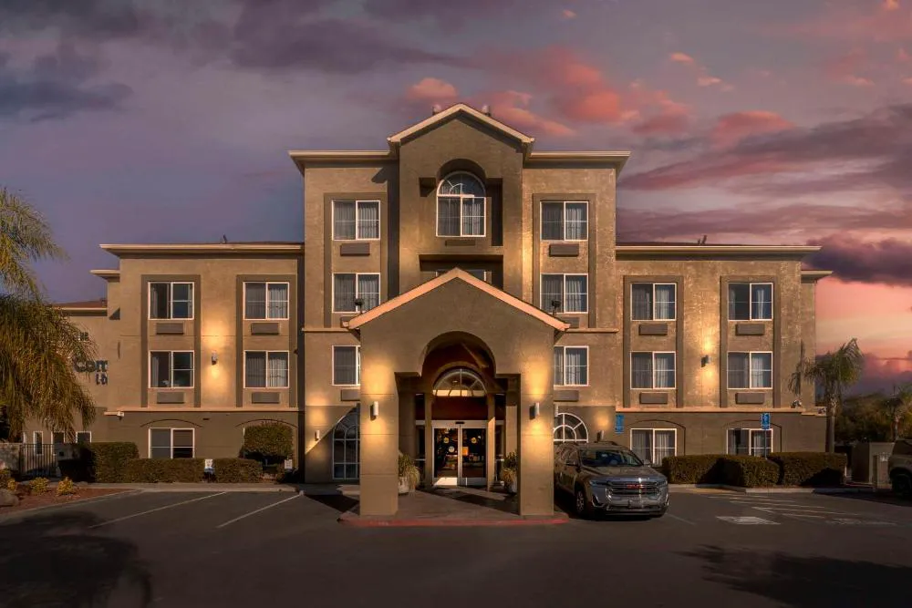 Comfort Inn Lathrop - Stockton Airport hotel hero