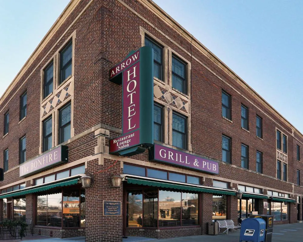 Arrow Hotel hotel hero