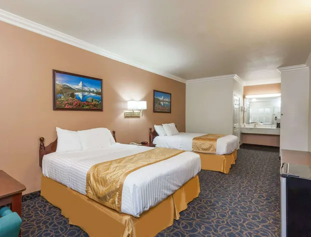 Days Inn & Suites by Wyndham South Gate hotel detail image 4