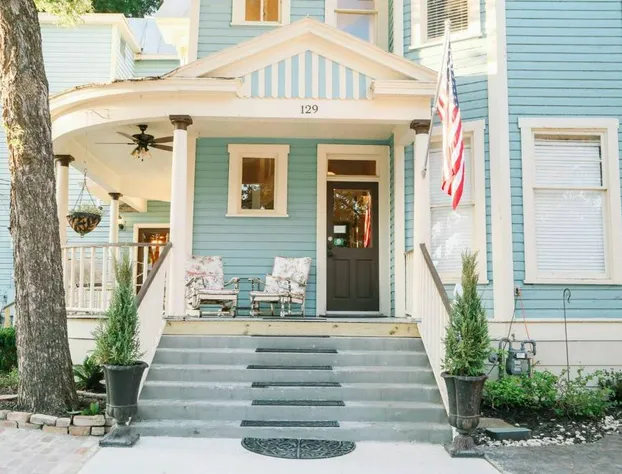 Inn on the Riverwalk hotel detail image 1