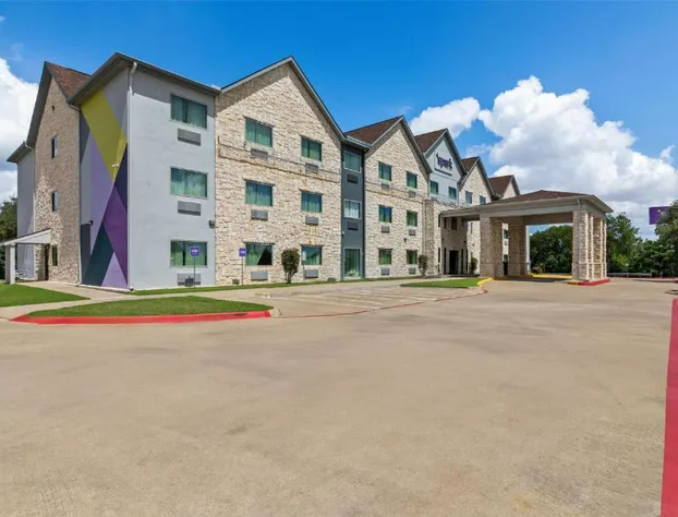 Spark by Hilton Round Rock hotel detail image 1