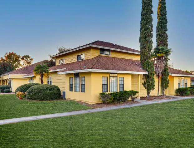 Mariners Suites hotel detail image 4