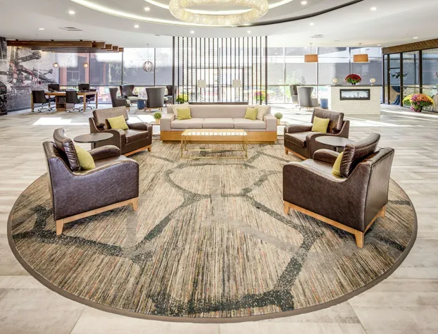 DoubleTree by Hilton Huntington hotel detail image 2