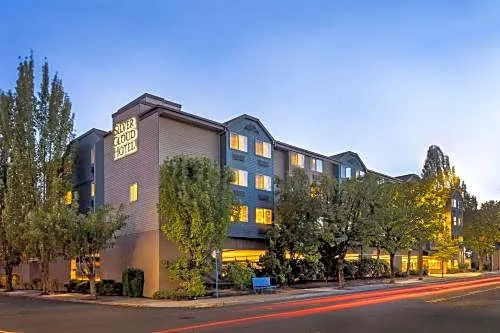 Silver Cloud Hotel - Portland hotel hero