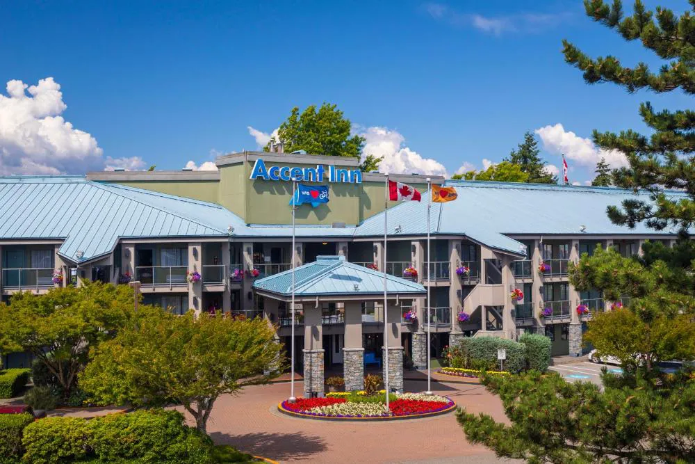Accent Inns Vancouver Airport hotel hero