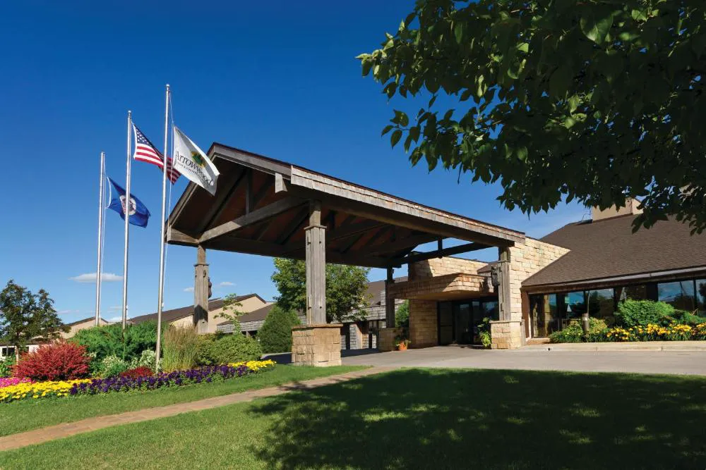 Arrowwood Resort and Conference Center hotel hero