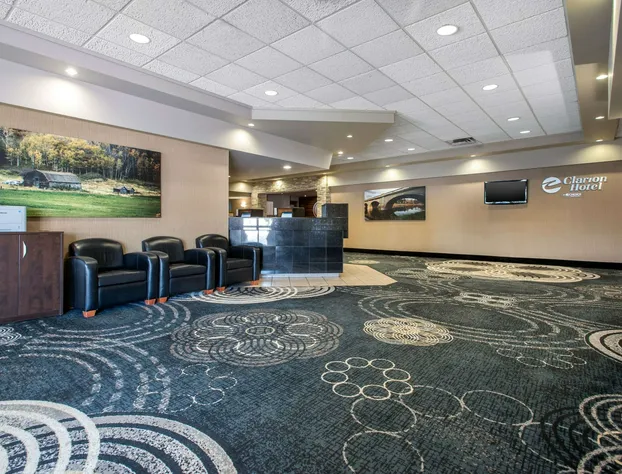 Clarion Hotel & Suites hotel detail image 3