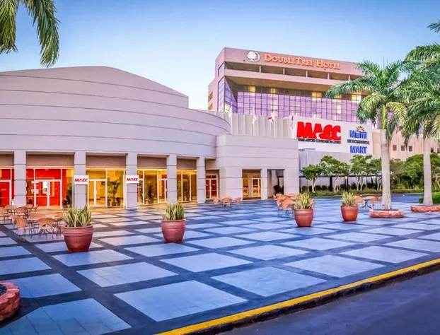 DoubleTree by Hilton Hotel Miami Airport & Convention Center hotel detail image 1