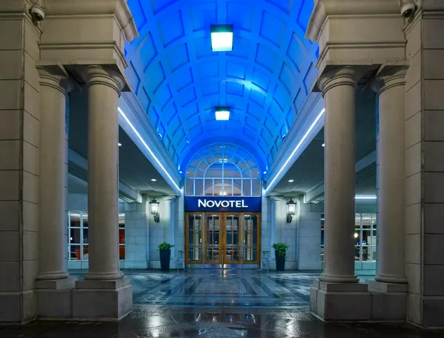 Novotel Toronto Centre hotel detail image 2