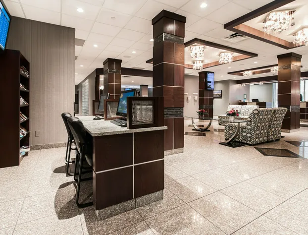 West Wing at Park Town hotel detail image 3