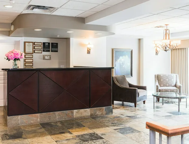 Canterra Suites Hotel hotel detail image 2