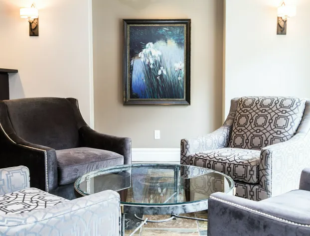 Canterra Suites Hotel hotel detail image 3