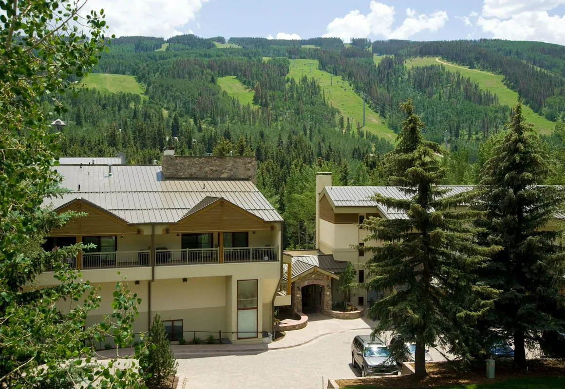 Lodge at Lionshead hotel hero