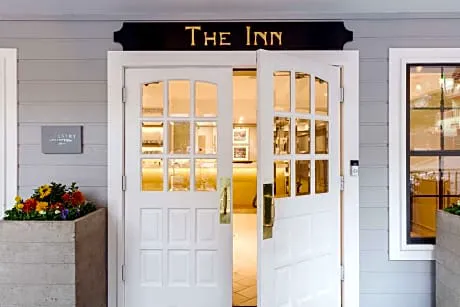 The Inn at Saratoga, Tapestry Collection by Hilton hotel detail image 3