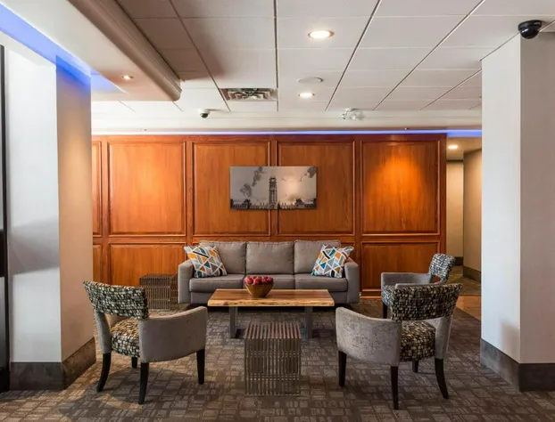 25 Cartier LP / Ottawa Embassy Hotel hotel detail image 1