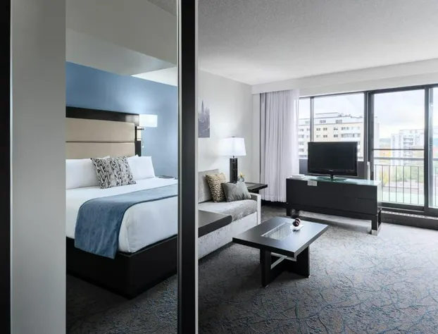 25 Cartier LP / Ottawa Embassy Hotel hotel detail image 4