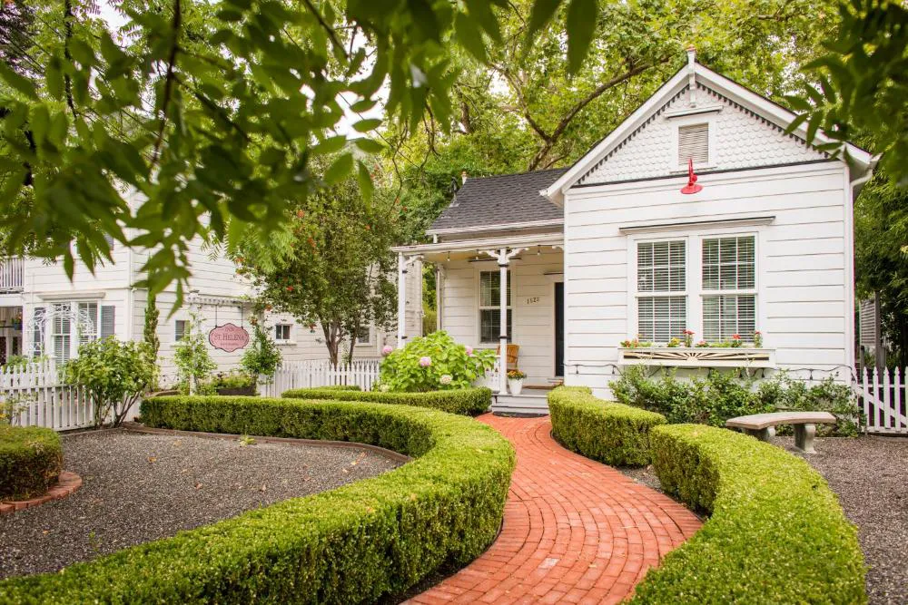 Inn St Helena hotel hero