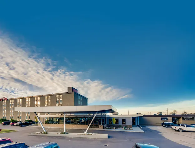 Heritage Inn Hotel & Convention Centre Saskatoon hotel detail image 2