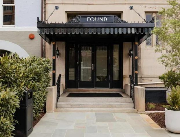 Dupont Circle Embassy Inn by FOUND hotel detail image 2