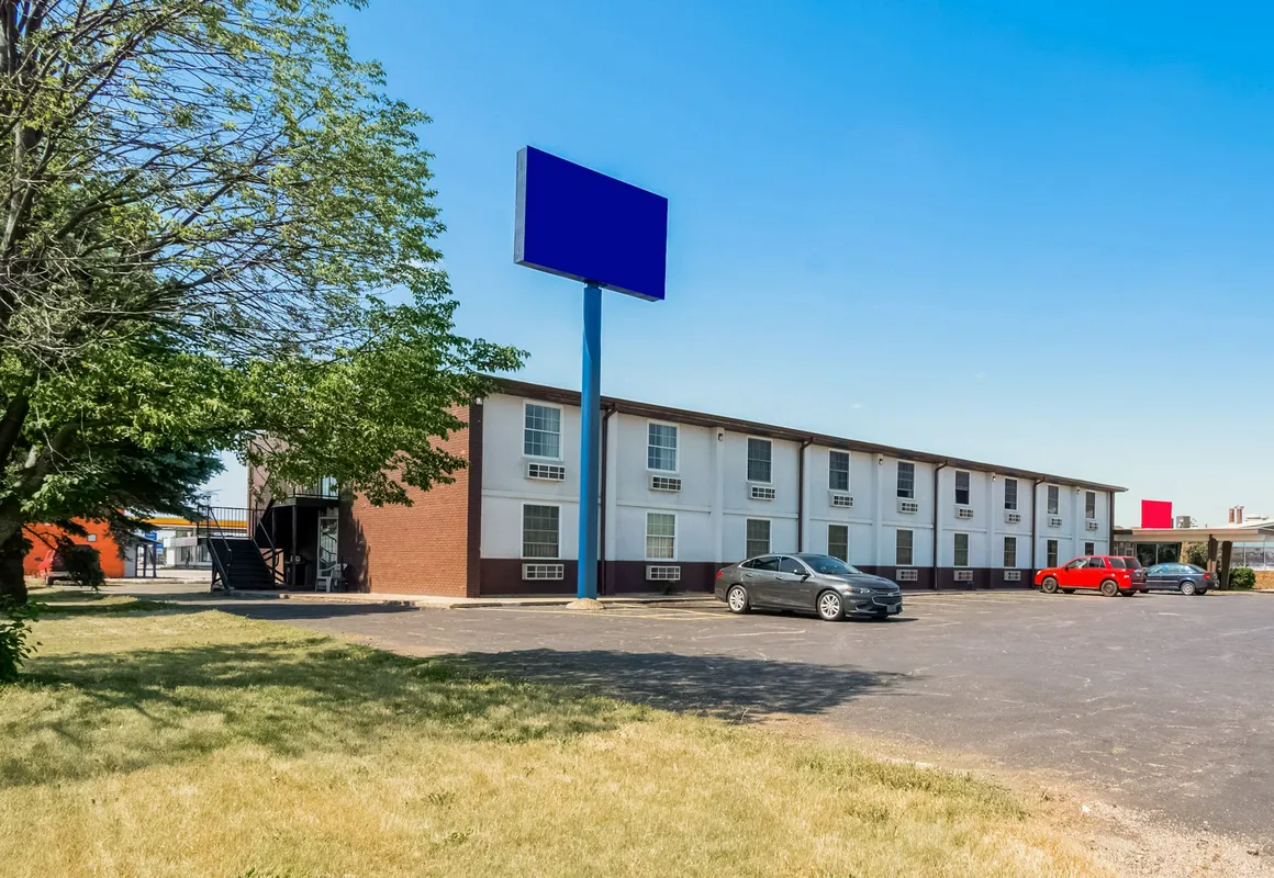 OYO Hotel Morton/East Peoria I-74 hotel hero