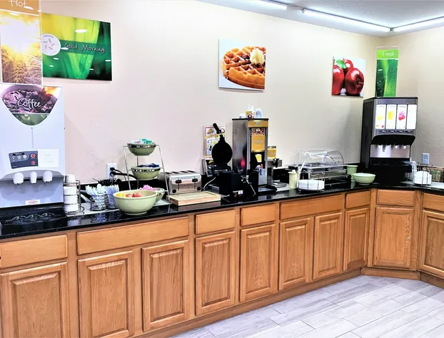 Cambridge Inn hotel detail image 3