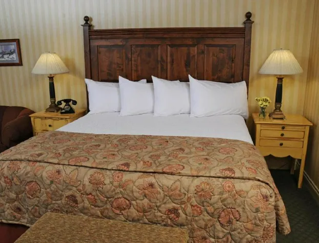 Pike's Waterfront Lodge hotel detail image 3