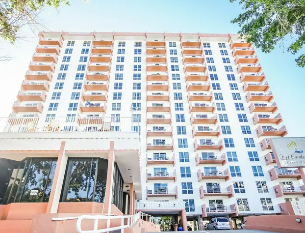 Ft Lauderdale Beach resort hotel detail image 1