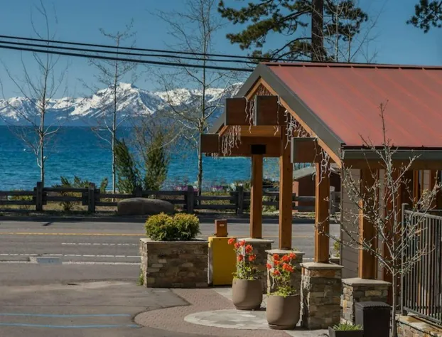 Firelite Lodge hotel detail image 3