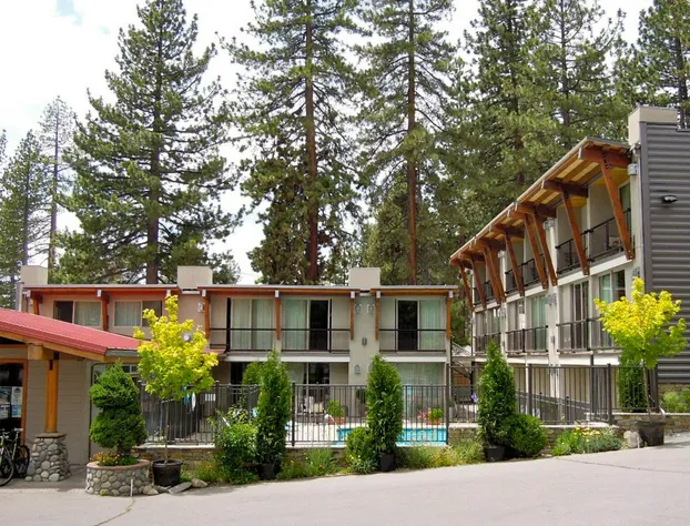 Firelite Lodge hotel detail image 1