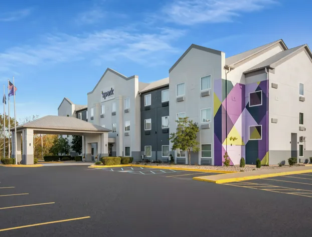 Spark by Hilton La Grange hotel detail image 2