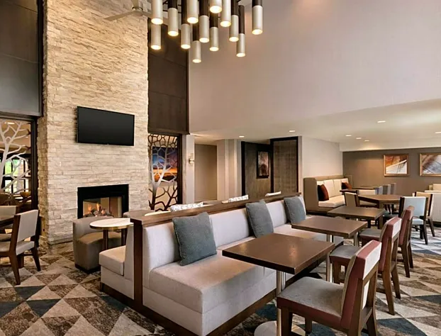 Homewood Suites by Hilton Portland Airport hotel detail image 2