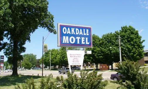 Oakdale Motel hotel hero